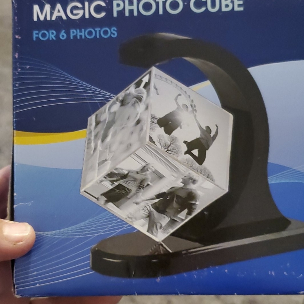 Magic Photo Cube